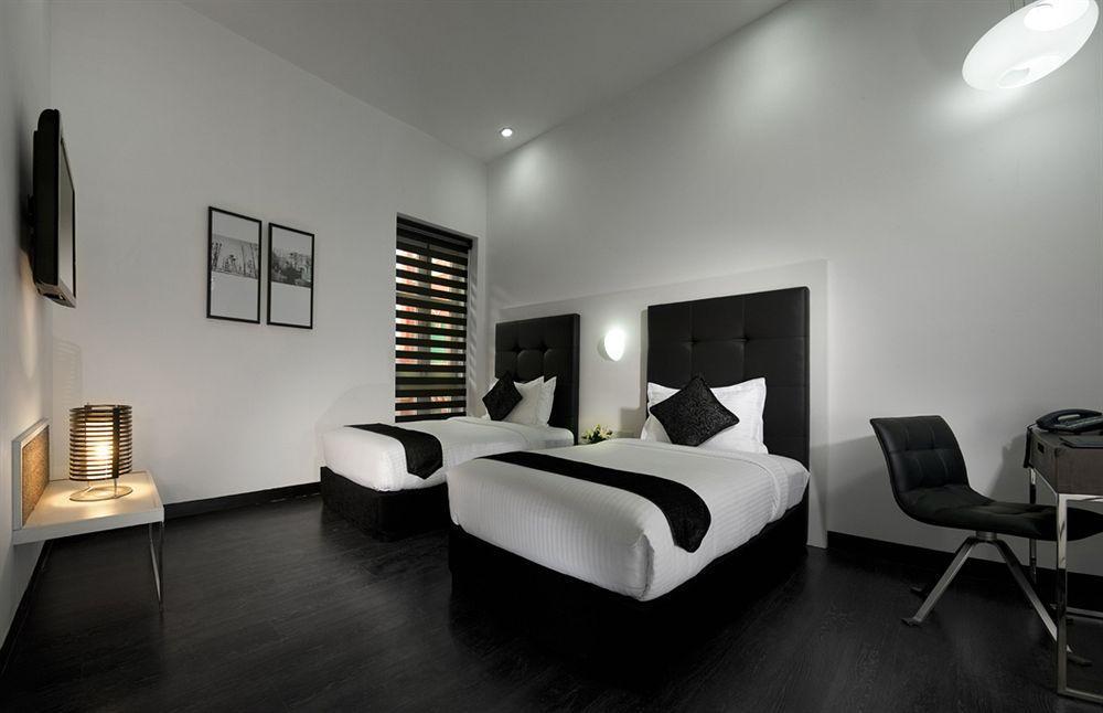 Sapphire Suite Calcutta Eksteriør billede