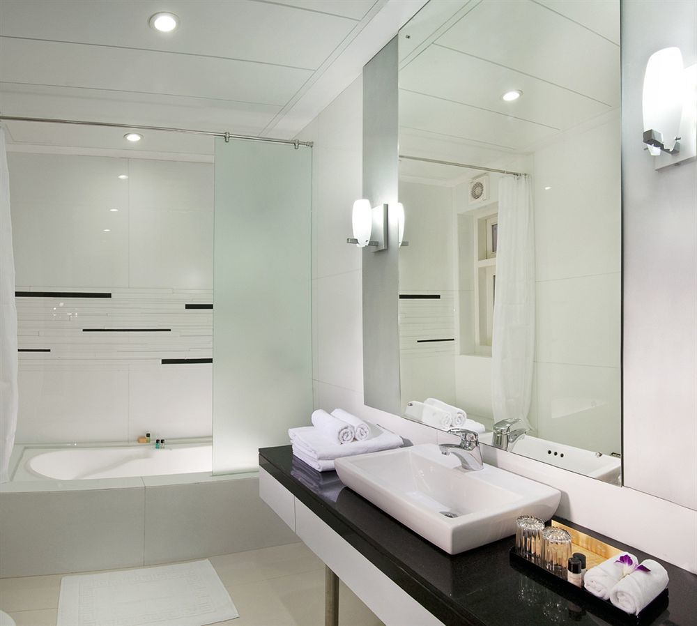 Sapphire Suite Calcutta Eksteriør billede